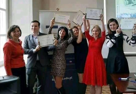 Вручення сертифікатів